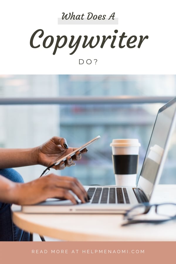 What does a copywriter do? blog title overlay