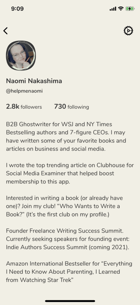 Clubhouse App for Writers Screenshot Profile Top